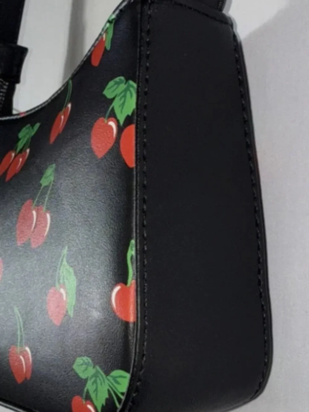 BETSEY JOHNSON Women’s Shoulder Bag With Cherries Red Crystal Cherry Charm NWT - Picture 3 of 11